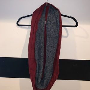 Infinity two-toned scarf